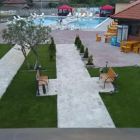 Guest house Къща За Гости Щъркелите *